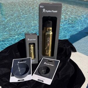 Hydro Flask Gold & Black Bottle Set With Bottle Boots New With Tags